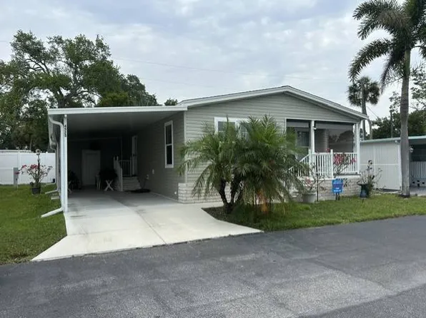 4525 Friendly Harbor St, Bradenton, FL 34207