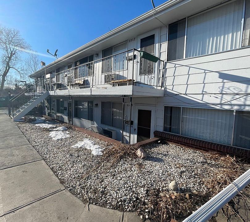 1st image of 2527 N Garfield Ave