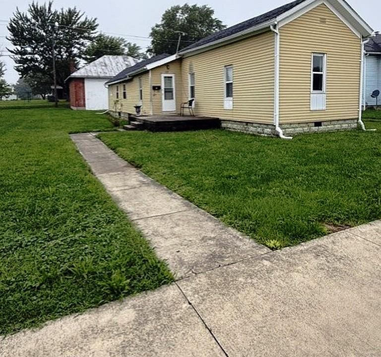 1st image of 326 N Main St