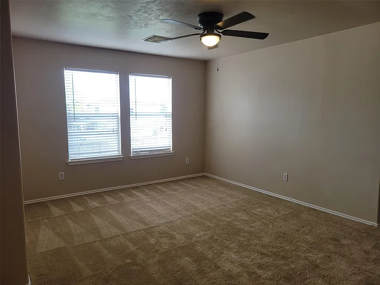 2510 Egret Chase Ct — Photo 16