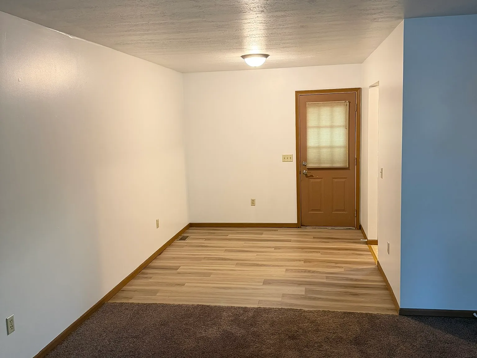 2 bed, 875 sqft, $800 — Photo 3