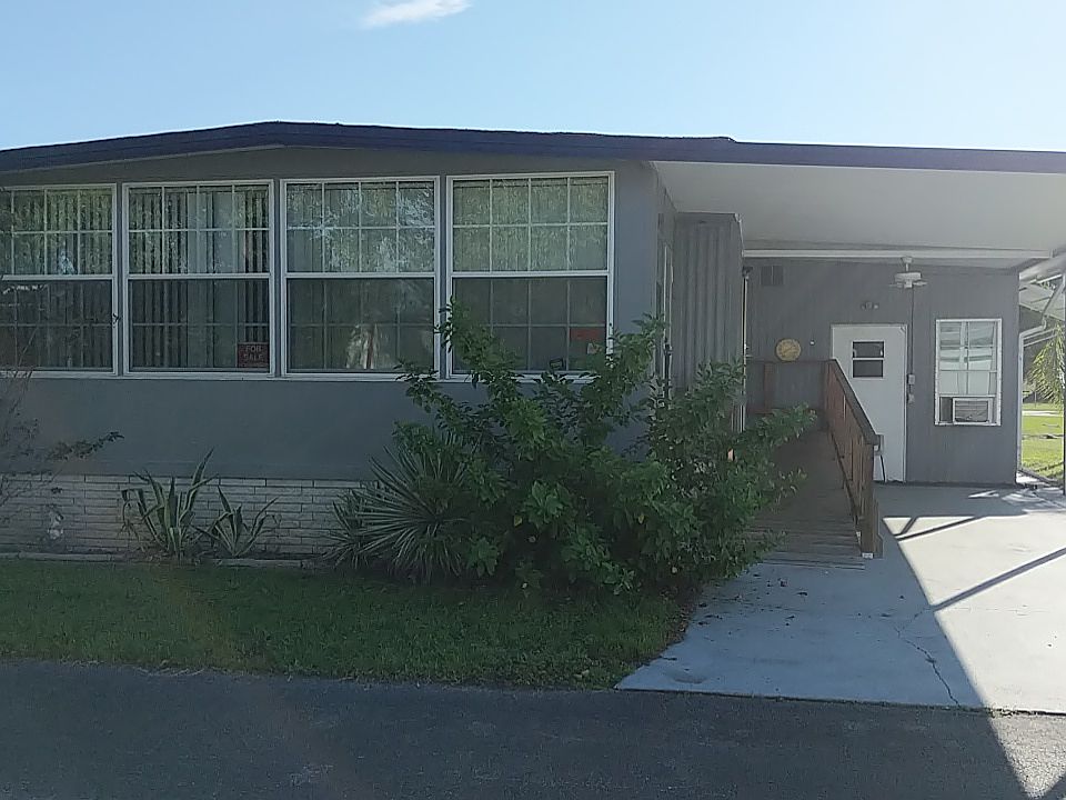 1st image of 840 Chaparral Dr