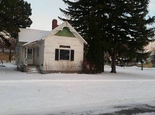 413 S 6th St, Sebewaing, MI 48759