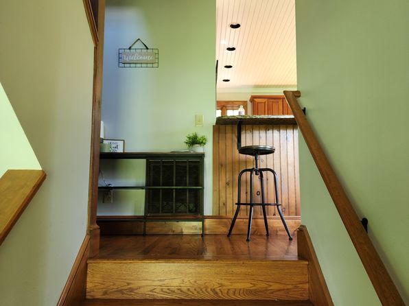202 Creekside Farm Rd, Banner Elk, NC 28604