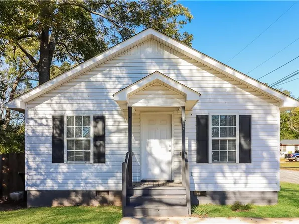157 W Washington St, Newnan, GA 30263