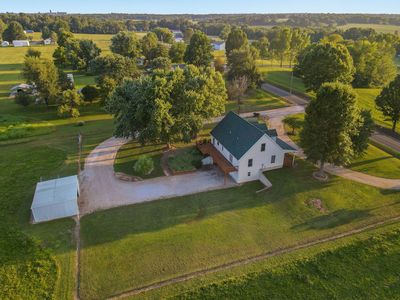 18276 Lawrence 1182, Aurora, MO, 65605