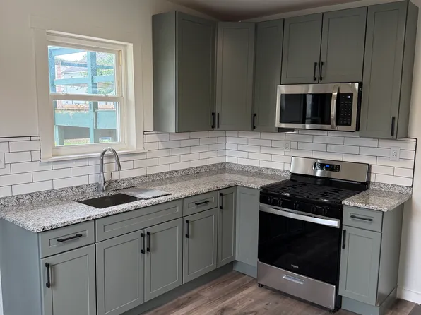 418 S Front St #1, Sunbury, PA 17801