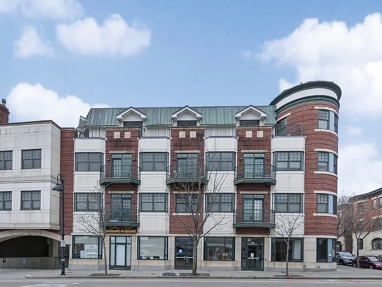 10 Vernon St #305 — Photo 2