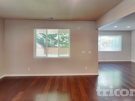 2nd image of 3322 Nova St NE