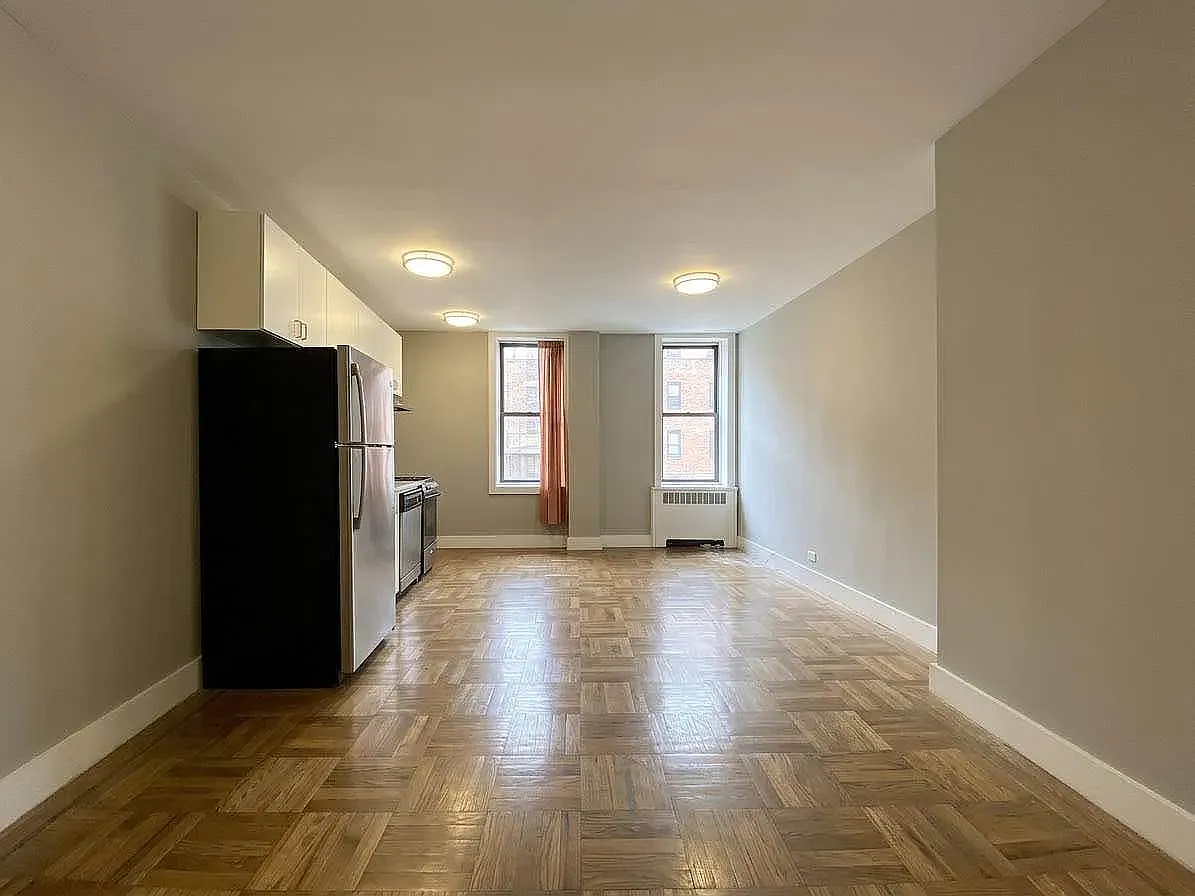 3660 Waldo Avenue — Photo 3
