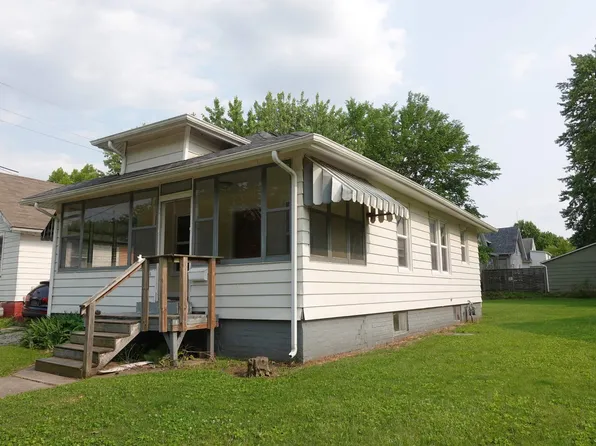 1586 E North St, Galesburg, IL 61401
