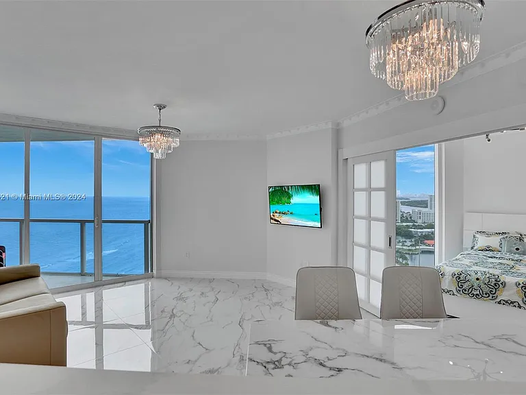 16699 Collins Ave #2209 — Photo 7