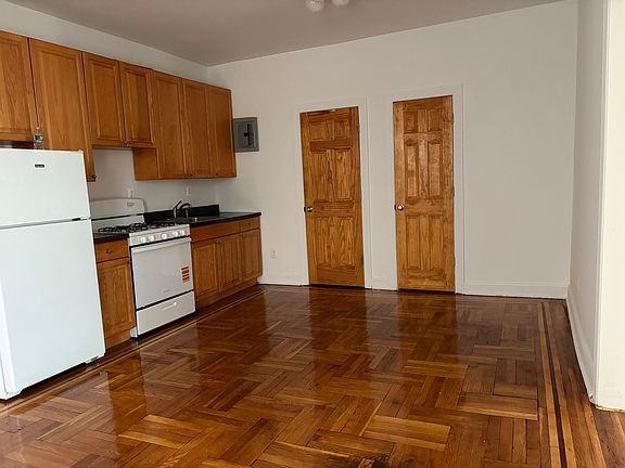 2nd image of 2860 Buhre Ave APT 3C