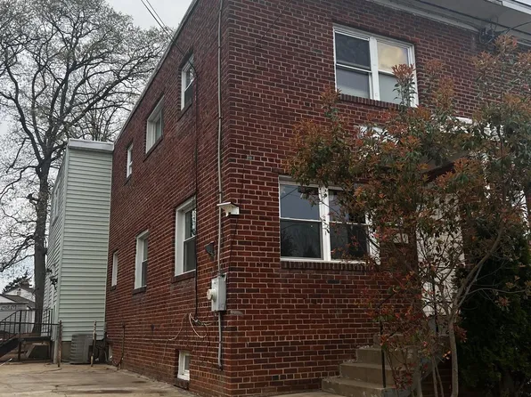 8318 Navahoe Dr, Silver Spring, MD 20903