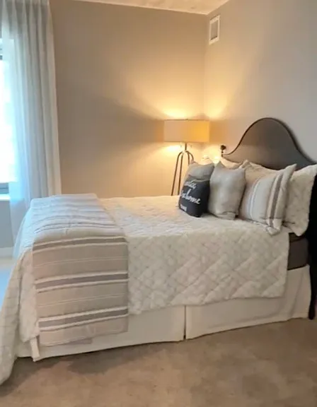 741 S Clark St #1010 — Photo 2
