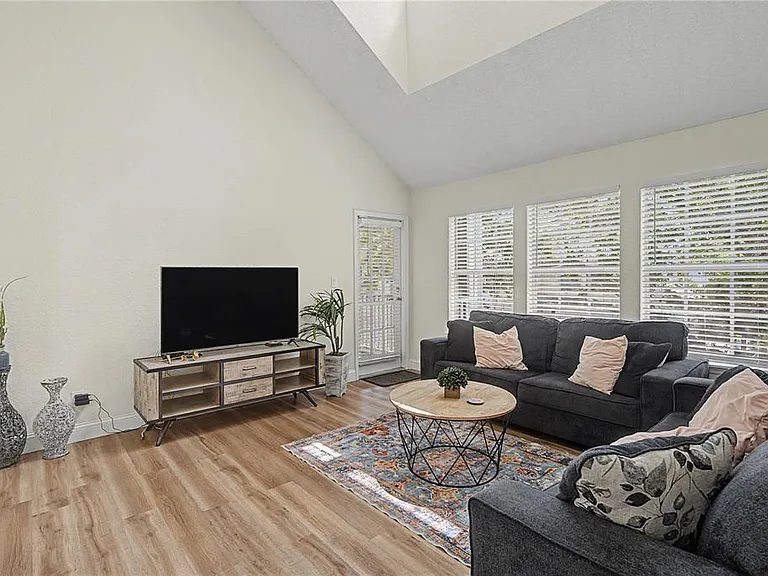 3266 Haviland Ct #303 — Photo 6