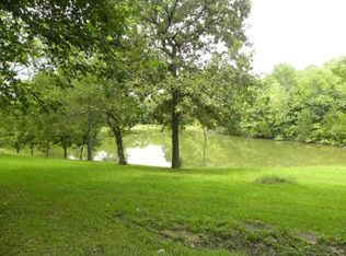 106 W Lakeview Dr, Lone Jack, MO 64070