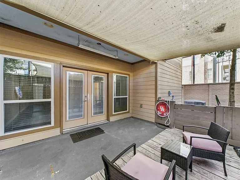 First floor outdoor area