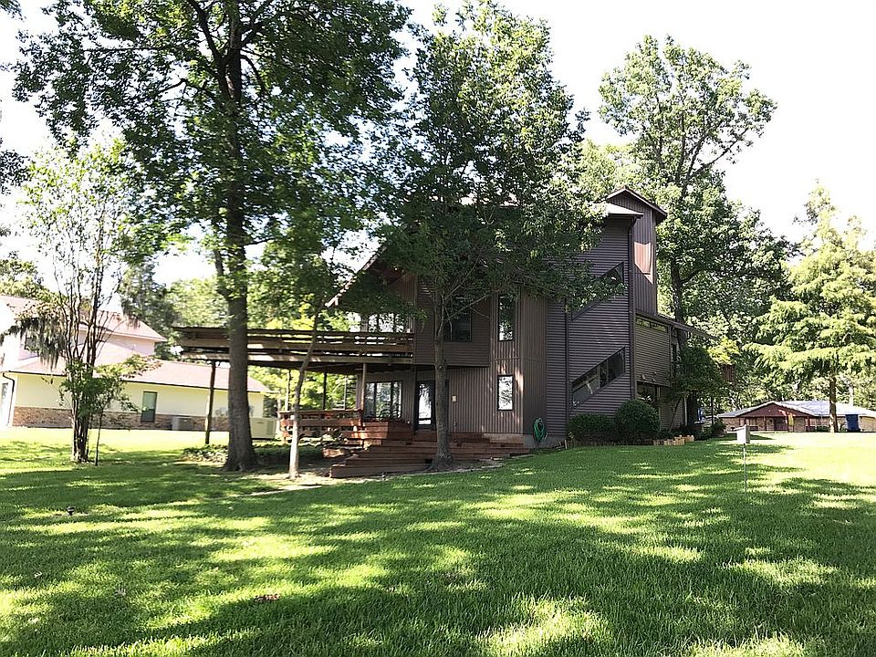 2nd image of 447 Mallard Point