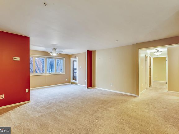 2nd image of 8 Russell Ave Unit 304