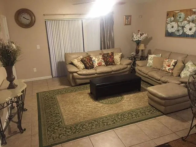 2609 Brittany Ln — Photo 2