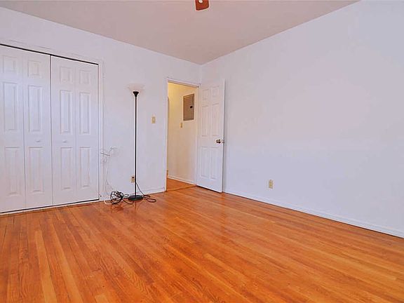 3rd image of 74-39 220th St
