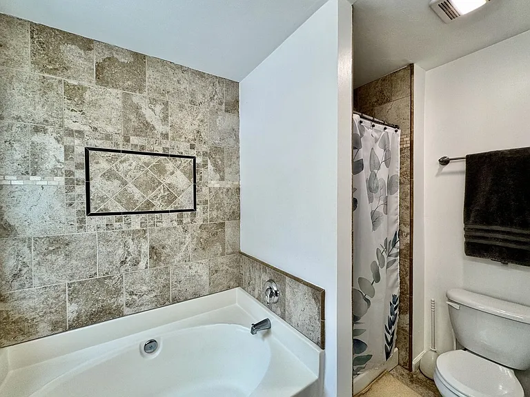 2201 Elindra Ct — Photo 35
