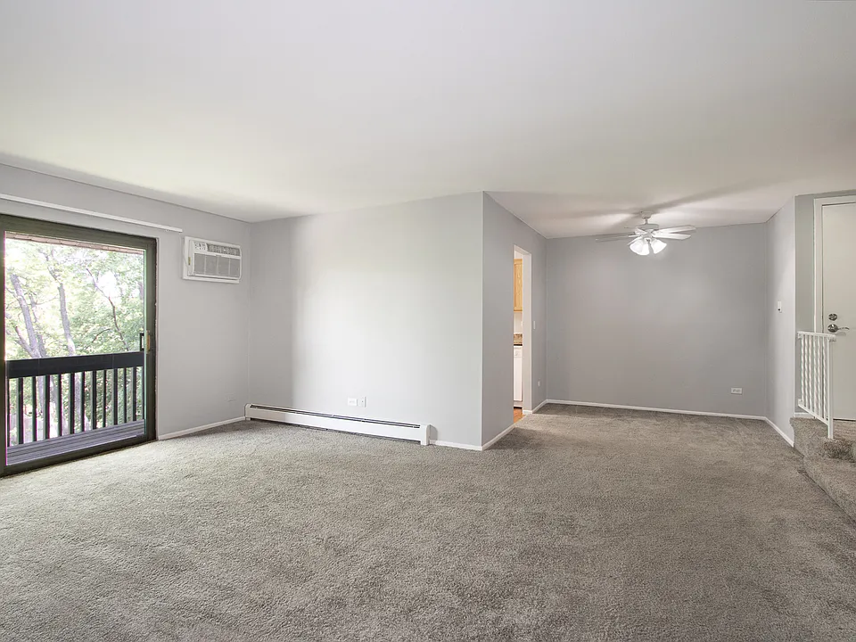 Large Living Room with Clean & Neutral Colors