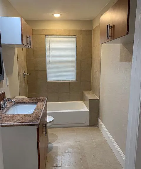 2306 Poplar St — Photo 11
