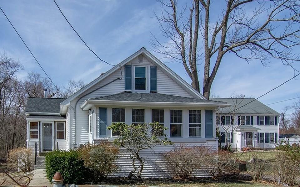 1st image of 437 Summer St