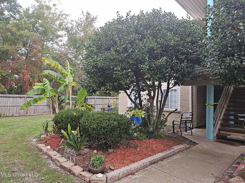 1st image of 245 McDonnell Ave APT 230