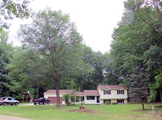 4248 Sylvan Dr, Gladwin, MI 48624
