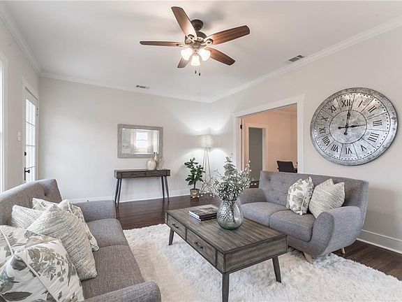 3rd image of 4533 El Campo Ave