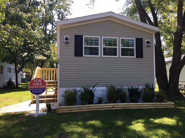 1st image of 248 Williamson St