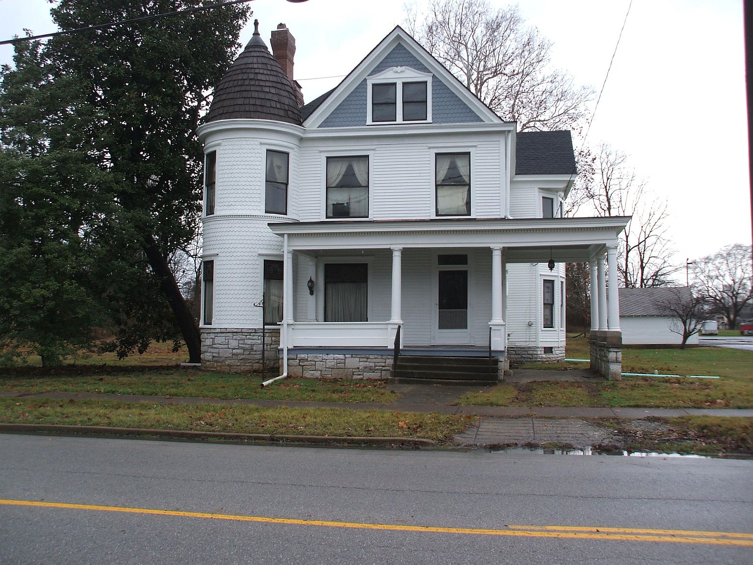 308 S Main St, Lawrenceburg, KY 40342 MLS 24015409 Zillow