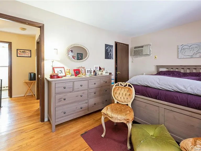 8 Plymouth Ave #B — Photo 11