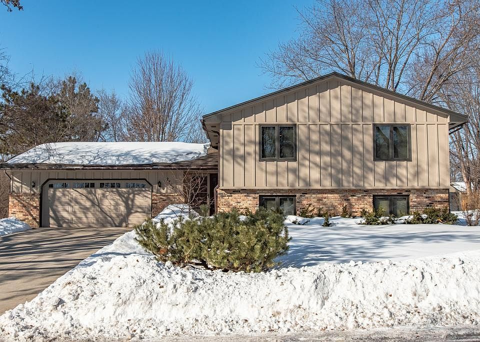 2405 Quinwood Ln N, Plymouth, MN 55441 Zillow