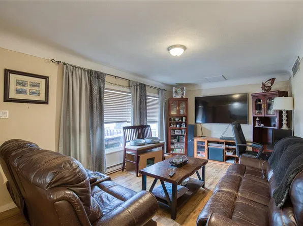 543 Bradley St, Nanaimo, BC V9S 1B9