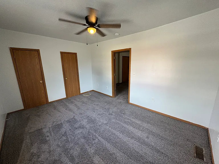 724 Walnut St #4 — Photo 6