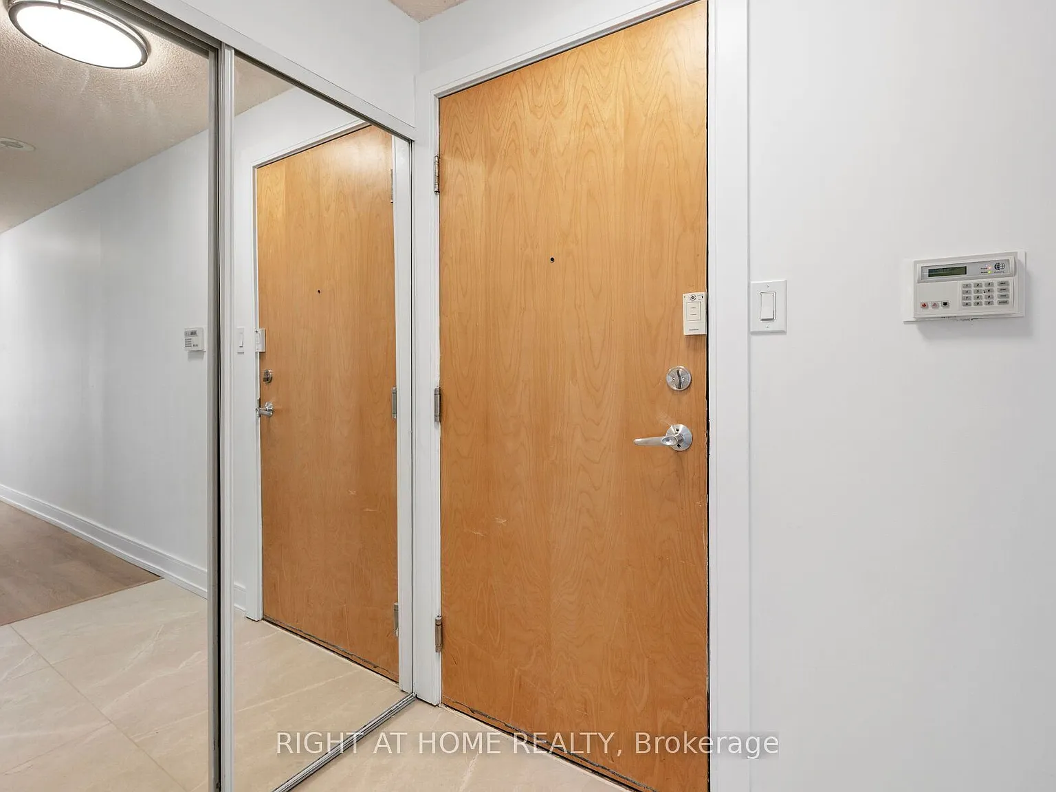 2 bed, $2,750 — Photo 4