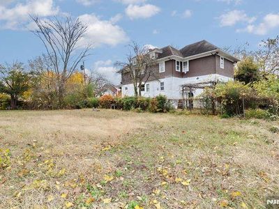 75 Cleveland St, Hackensack, NJ, 07601