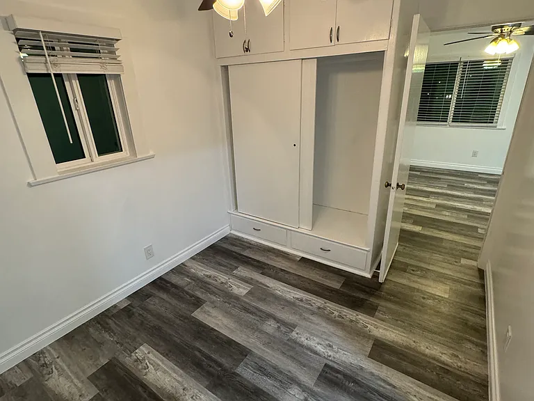 23839-23839 Cabrillo Ave — Photo 10