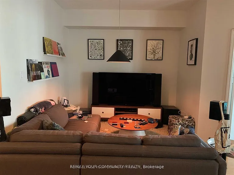 600 Queens Quay W #623 — Photo 3