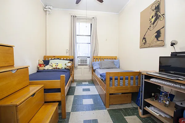 Sold by Next Step Realty New York LLC | media 9