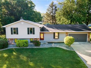 407 E Lynnwood Dr N, Warsaw, IN