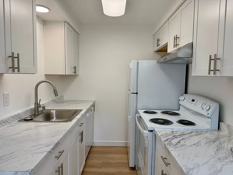 1443 DK NW 61st Street — Photo 8