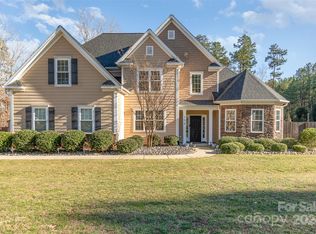 106 Brawley Woods Ln, Mooresville, NC 28115