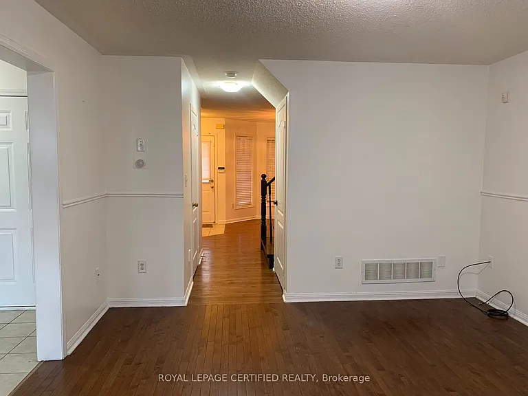 866 Shepherd Pl — Photo 7