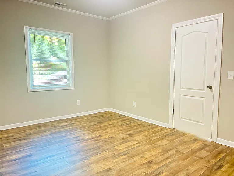 418 Orange St — Photo 8