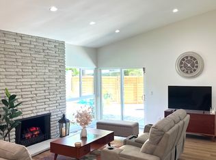5304 Baza Ave, Woodland Hills, CA 91364